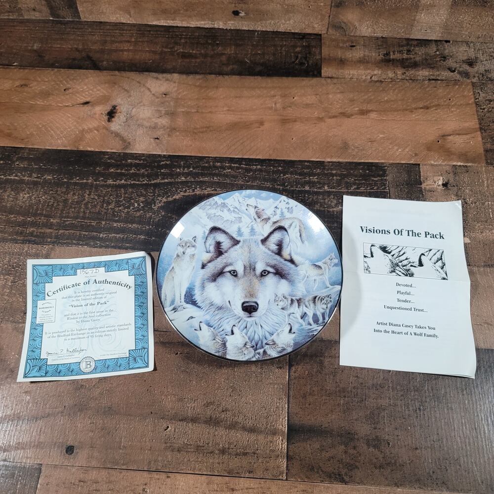 Vision of the Pack-Window to the soul Wolf Porcelain Plate Bradford Exchange